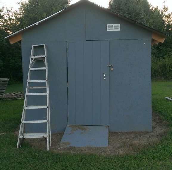 How to build a garden pallet shed