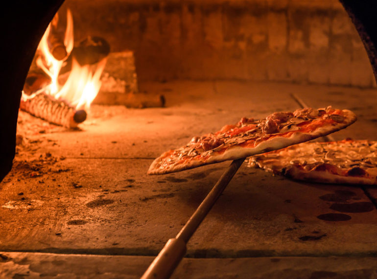 How to make a wood fired pizza oven
