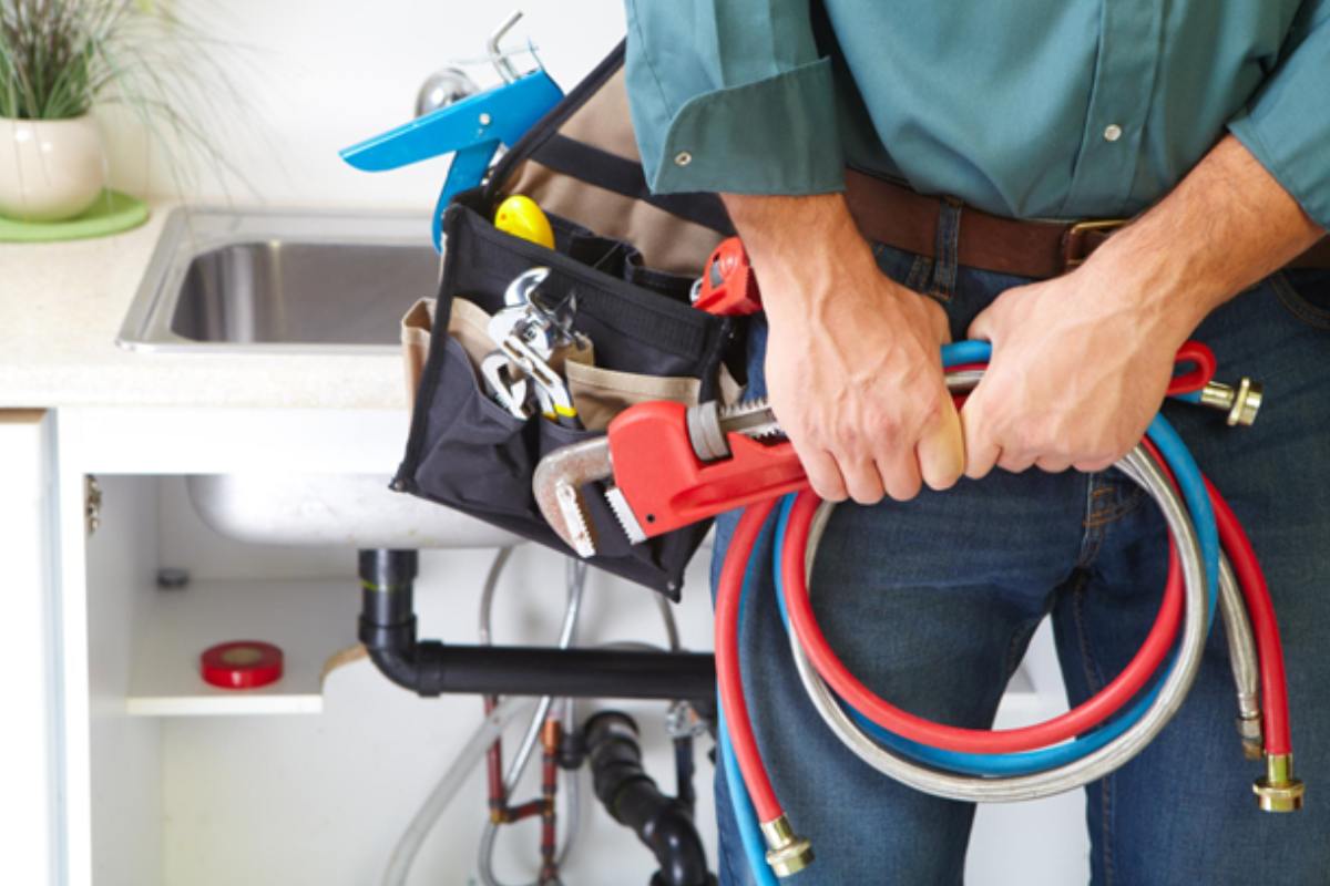 Navigating Plumbing Crises with Effective Safety Precautions