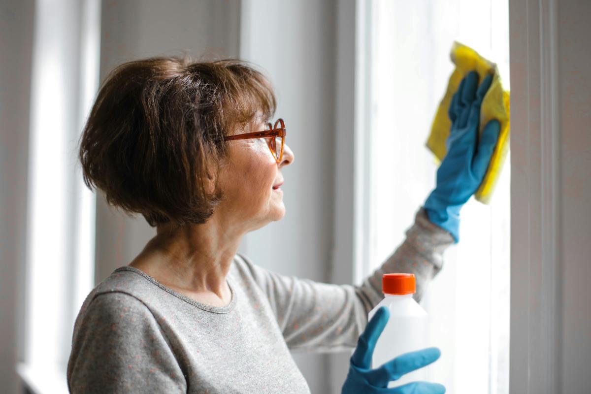 Make Sure Your House Is Clean and Sparkling Again: 6 Cleaning Tips to Follow