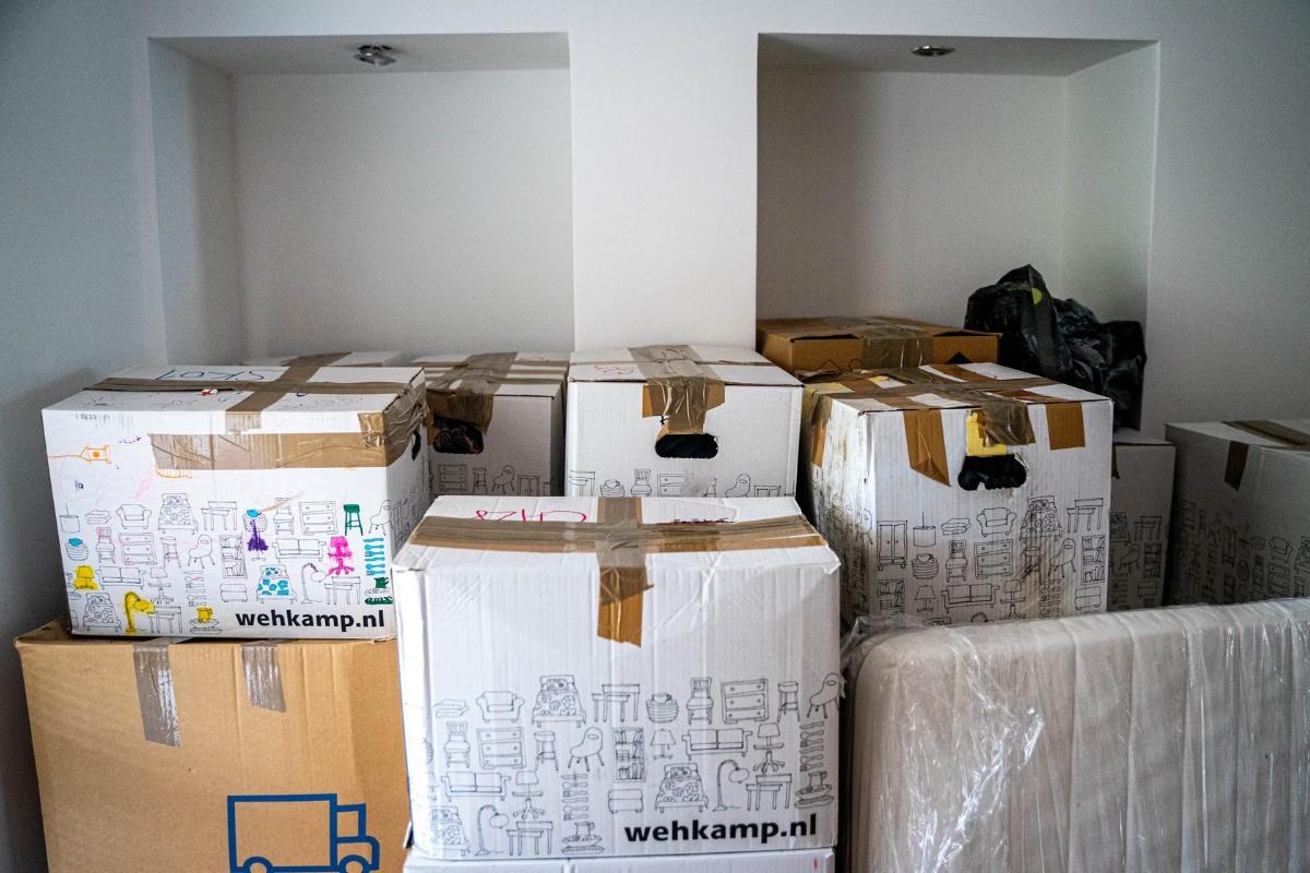 packed-moving-boxes
